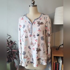 Layla Pajama Top Wildlife Print Size Small NWT